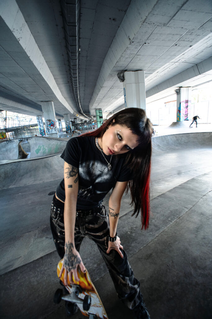 275494-683x1024.jpg